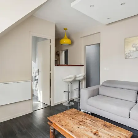 543 Cardinet - Superbe A Apartment
